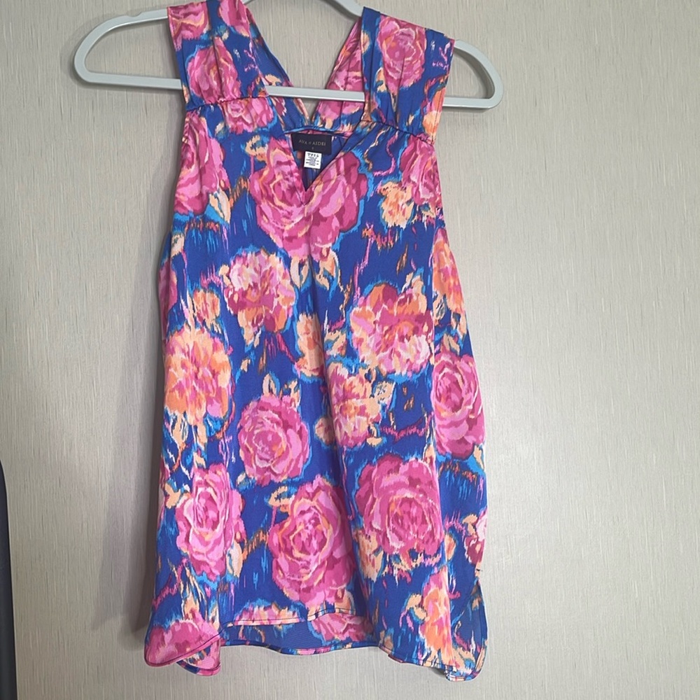 Ava & Aiden NWT floral tank top small